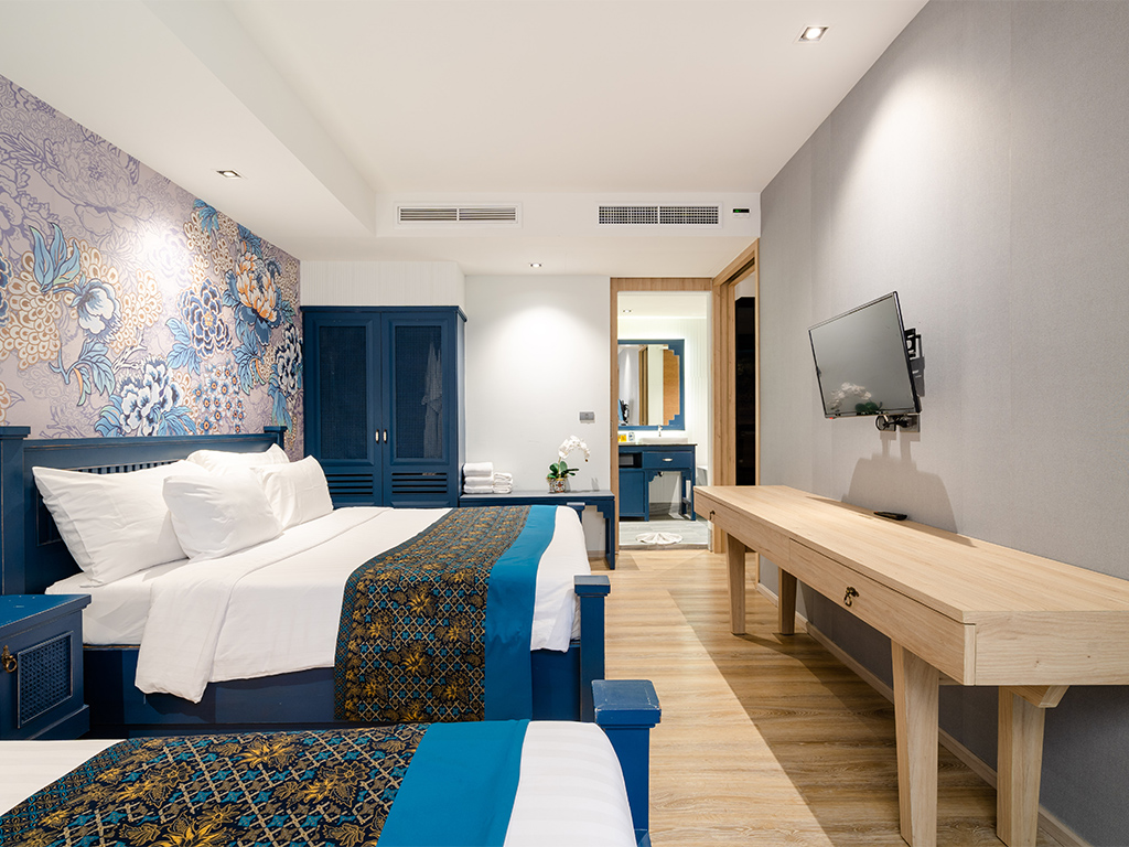 Deluxe Triple Suite